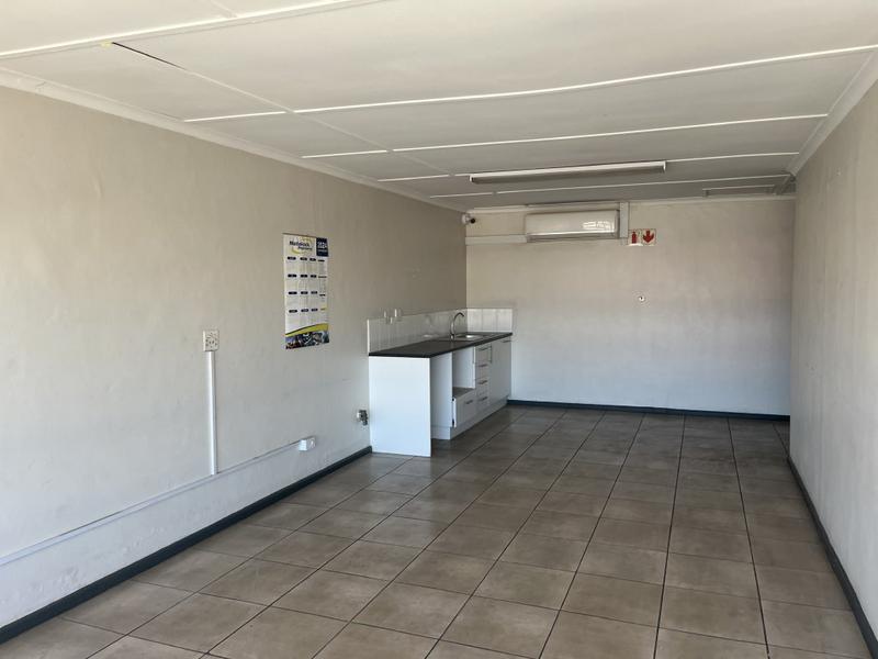 To Let commercial Property for Rent in Montague Gardens Western Cape